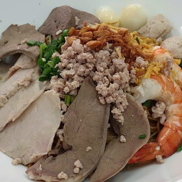 quan-hu-tieu-ban-xuyen-tet-lua-chon-am-thuc-dip-dau-nam