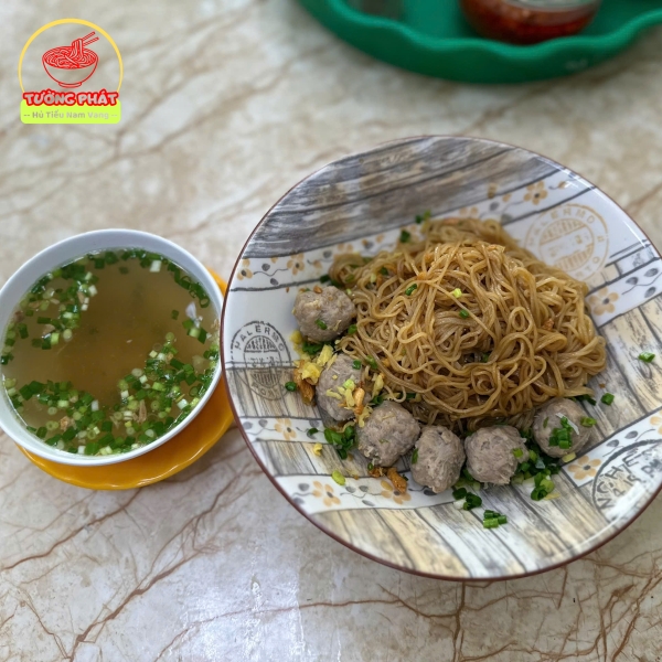 Hủ Tiếu Bò Viên Khô 